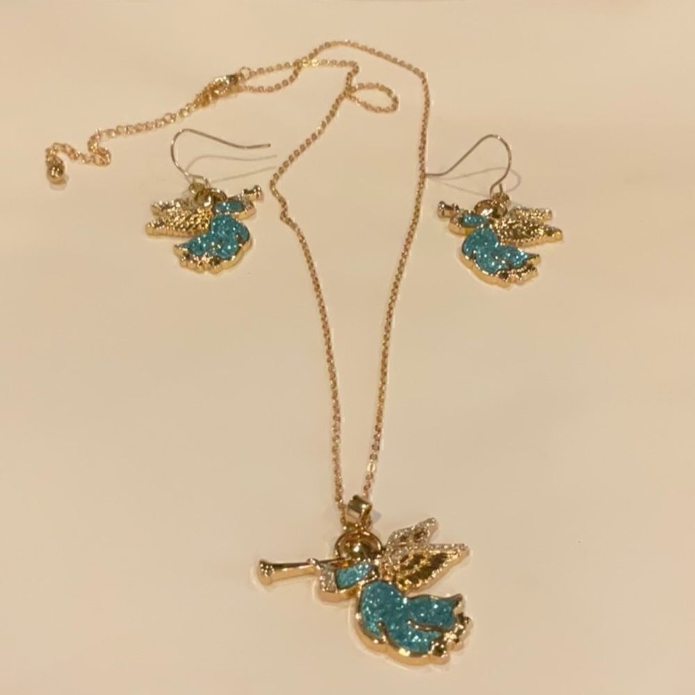 3 piece necklace earring set